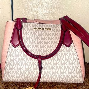 Michel kors purse